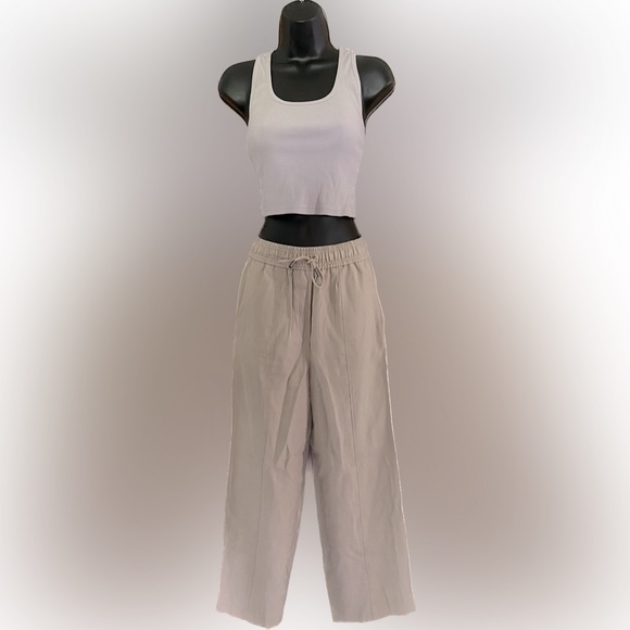 Formal style straight leg petite sweatpants - Picture 1 of 4